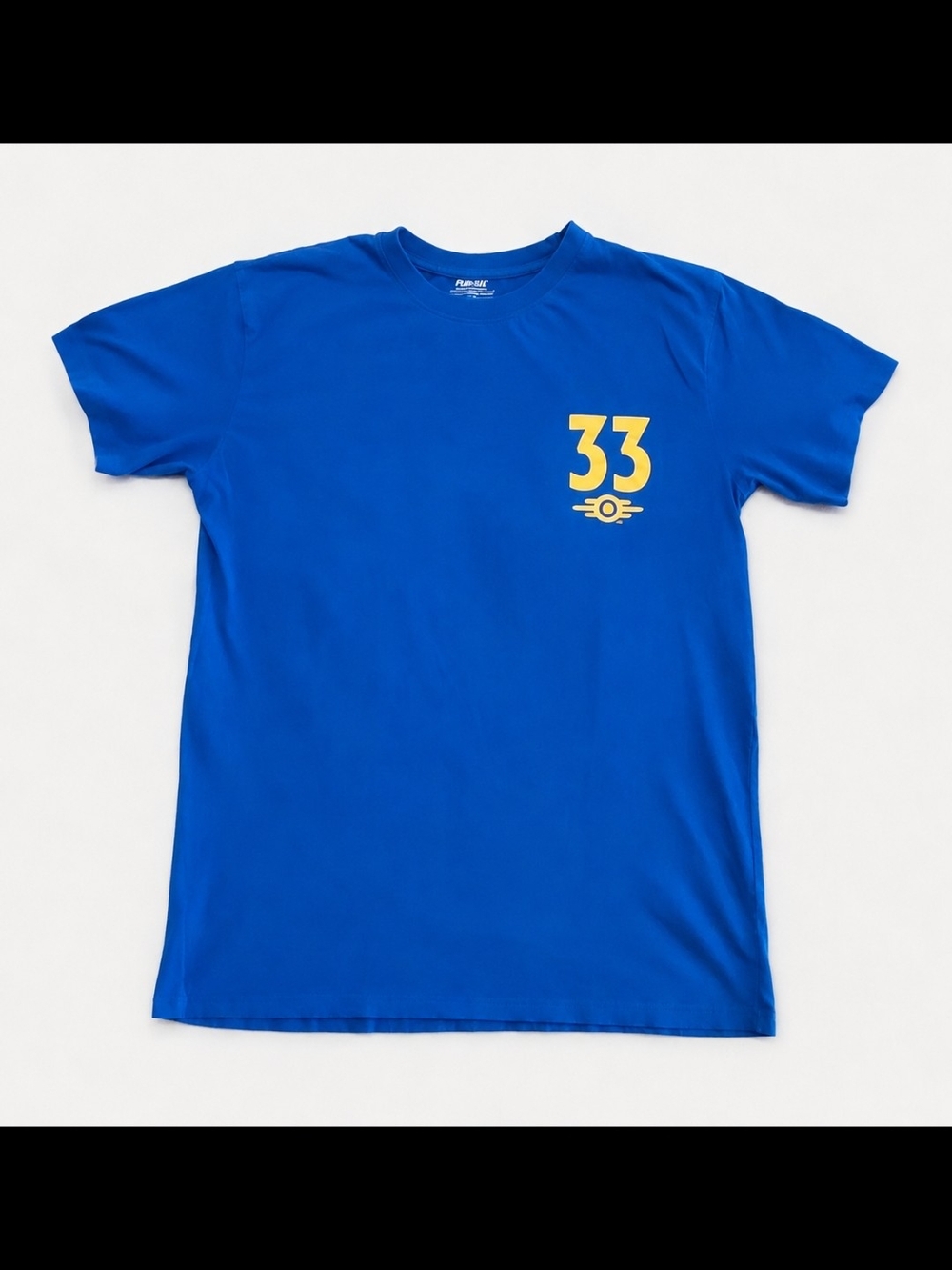 Fallout Vault 33 Shirt Size Medium Official GameStop Tee